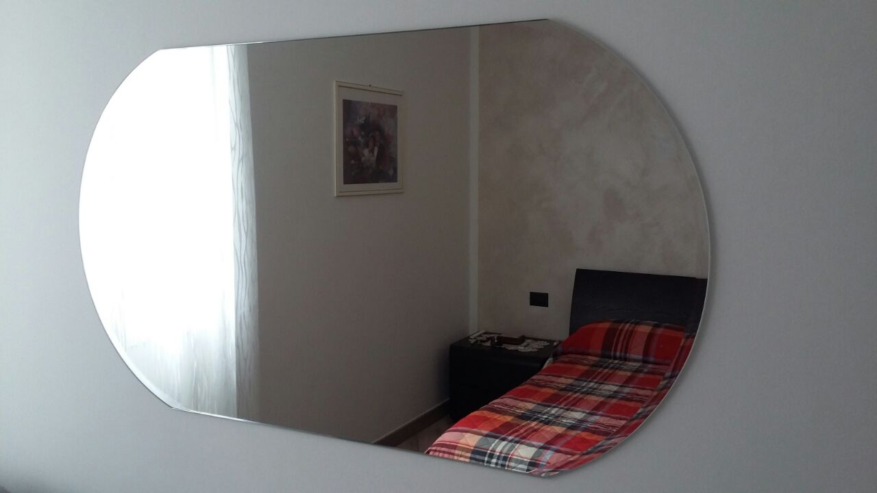vetreria gottardi, specchio, illuminazione, specchio illuminato, specchio sabbiato, sabbiatura, vetro
